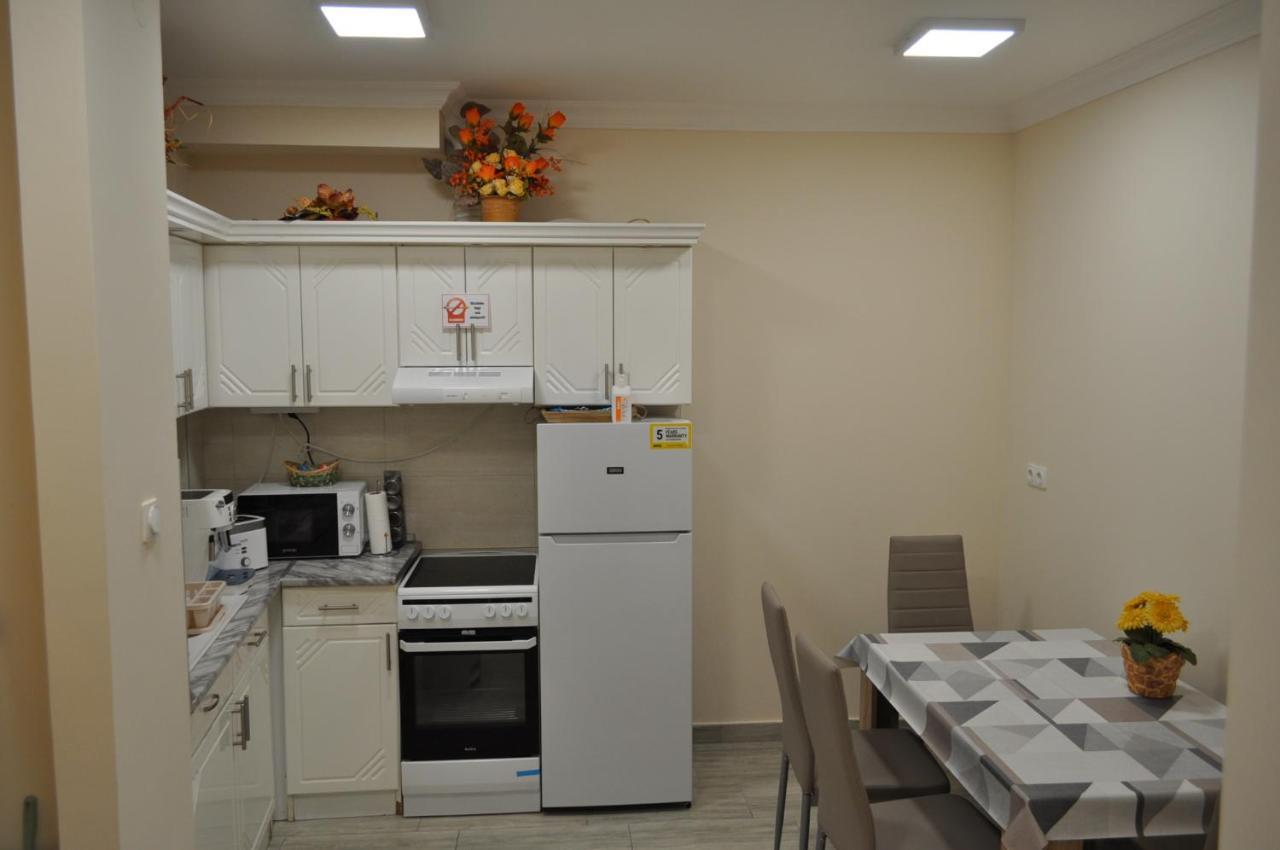 Relax Beach Apartman Hajduszoboszlo Exterior foto